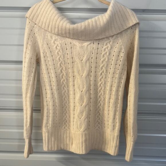 Banana Republic Vintage Cream Cable Knit Cowl Neck Sweater - Picture 1 of 5